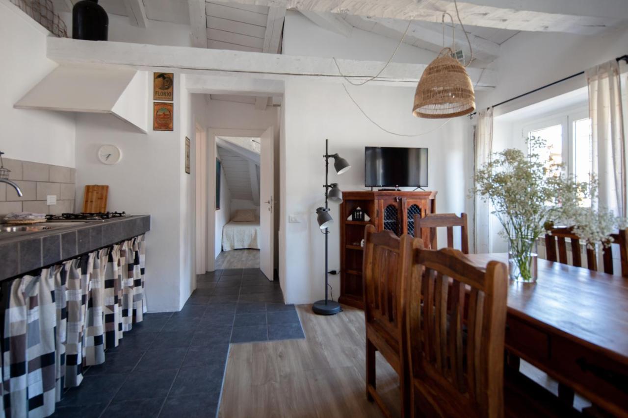 Serravallo'S Apartments Big Trieste Ngoại thất bức ảnh